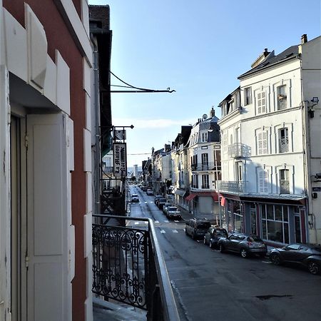 Le Capitaine Jack Apartment Trouville-sur-Mer Ngoại thất bức ảnh