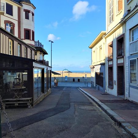 Le Capitaine Jack Apartment Trouville-sur-Mer Ngoại thất bức ảnh