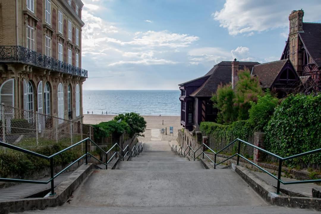 Le Capitaine Jack Apartment Trouville-sur-Mer Ngoại thất bức ảnh