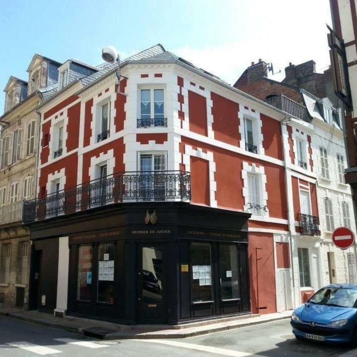Le Capitaine Jack Apartment Trouville-sur-Mer Ngoại thất bức ảnh